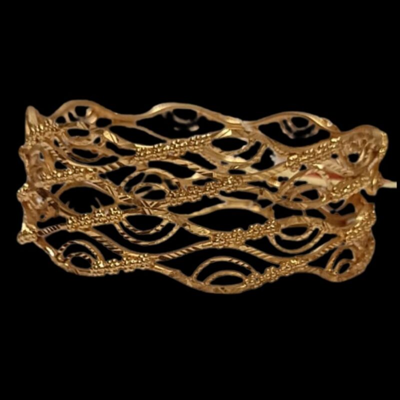 Stylish Gold-Tone Stone Studded Bangles – Lightweight & Trendy!