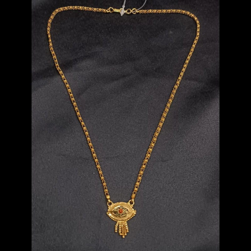 Elegant Floral Pendant Mangalsutra Necklace for Women – Gold/Silver Plated Trendy Jewelry with Intricate Design