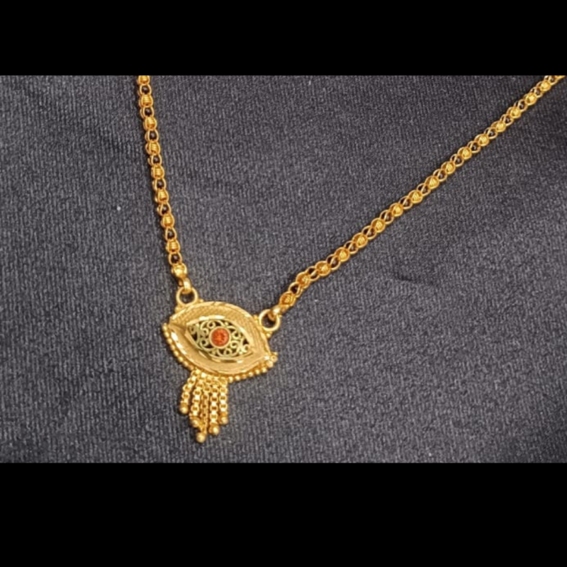 Elegant Floral Pendant Mangalsutra Necklace for Women – Gold/Silver Plated Trendy Jewelry with Intricate Design - Image 3