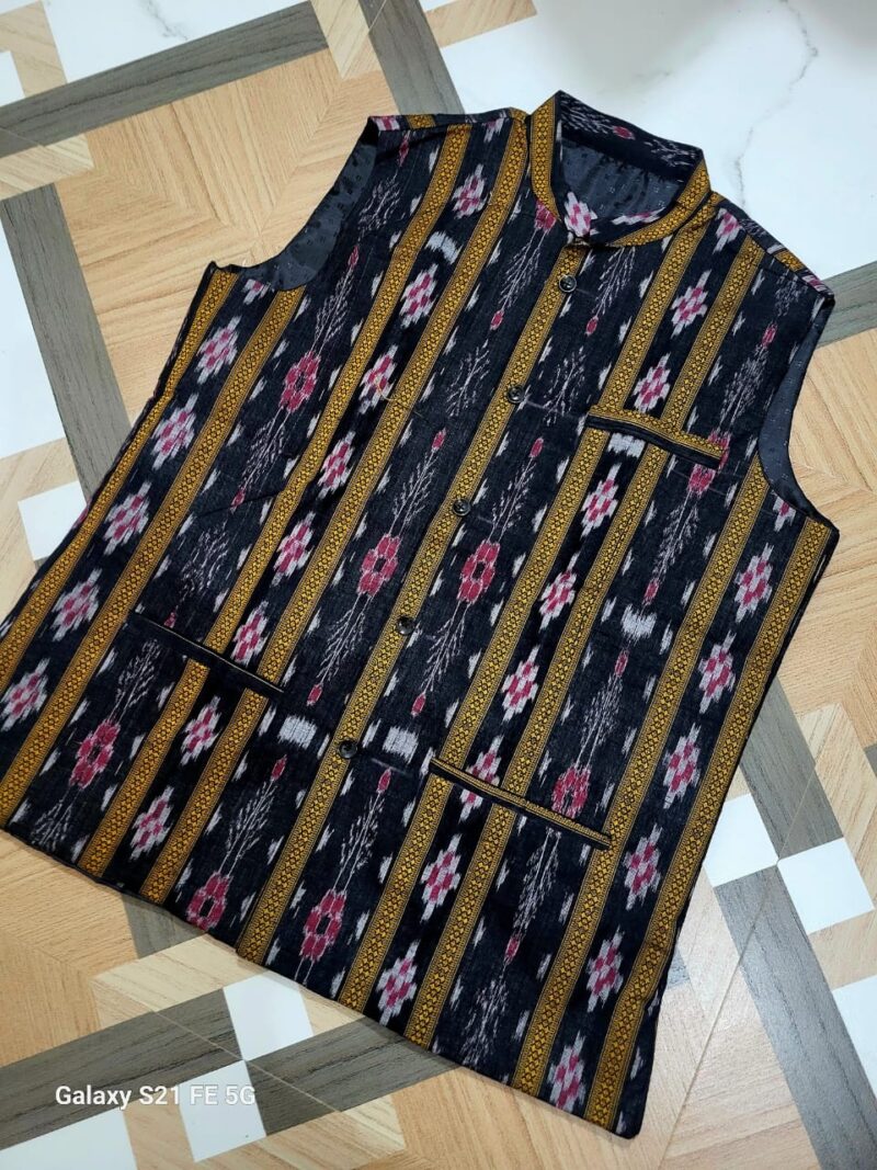 Timeless Threads – Men's Sambalpuri Handloom Cotton Jacket